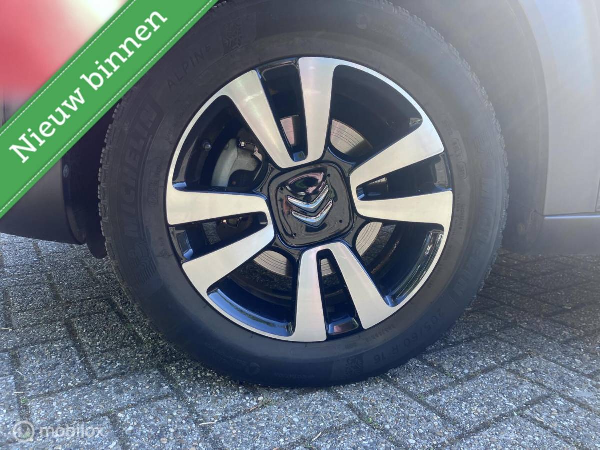 Citroën C3 Aircross Citroen C3 Aircross 1.2 130 PK Bus. AUTOMAAT PRIJS VERLAAGD!