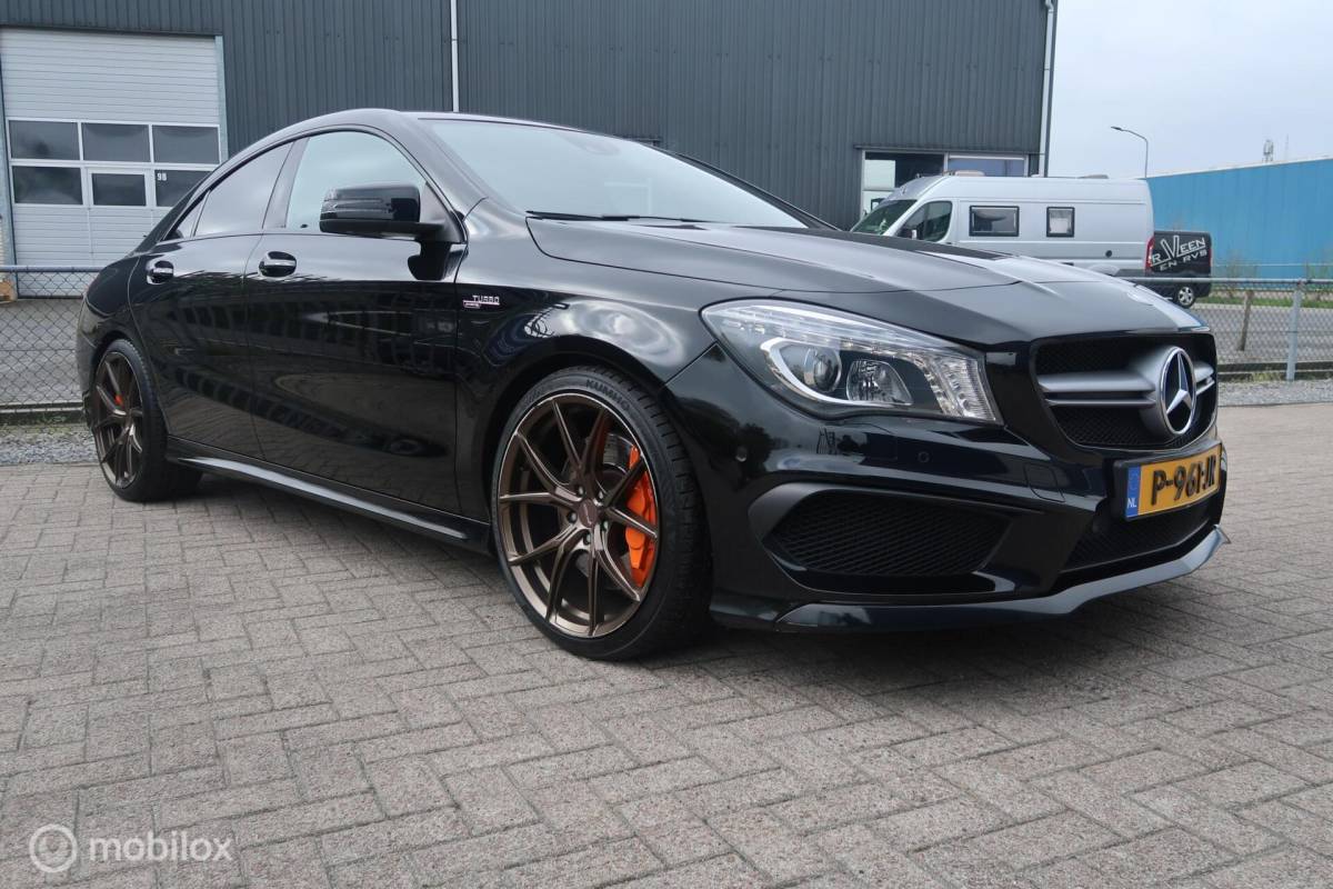 Mercedes-Benz CLA Mercedes CLA-klasse AMG 45 4MATIC