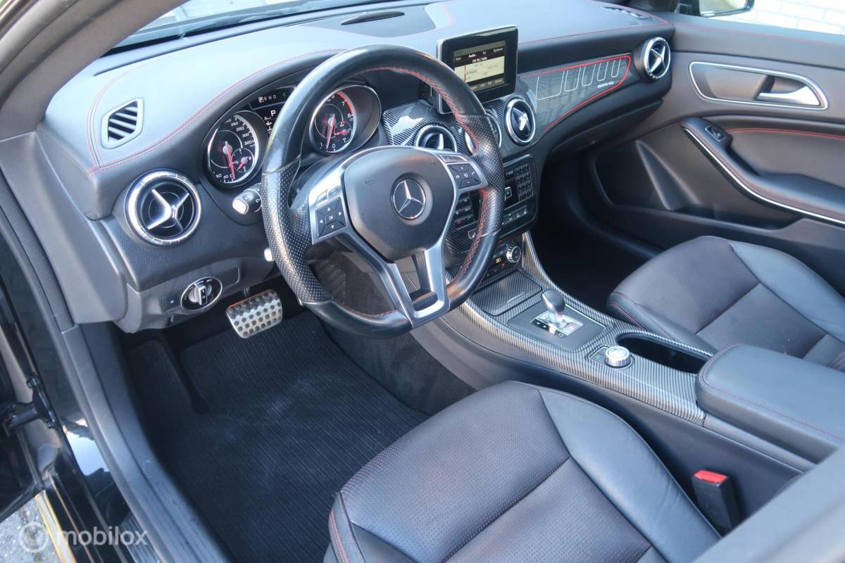 Mercedes-Benz CLA Mercedes CLA-klasse AMG 45 4MATIC