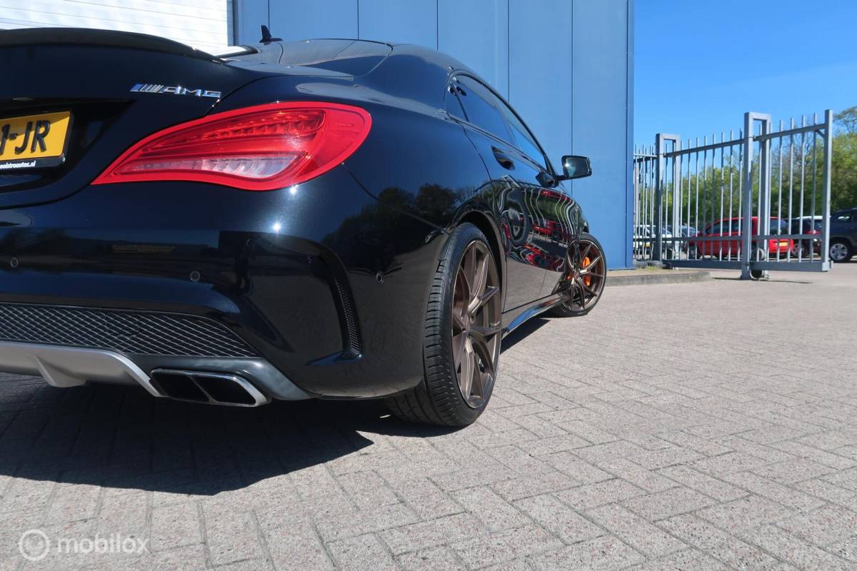 Mercedes-Benz CLA Mercedes CLA-klasse AMG 45 4MATIC