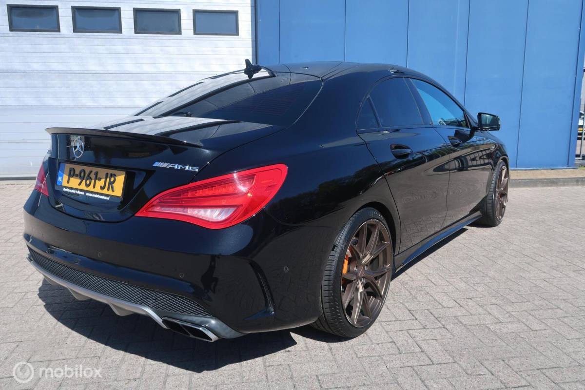 Mercedes-Benz CLA Mercedes CLA-klasse AMG 45 4MATIC
