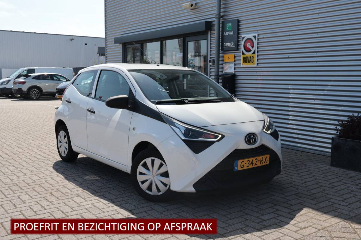 Toyota Aygo Toyota Aygo 1.0 VVT-i x-fun 1e Eigenaar | Dealer Onderh | BTW | NAP | Airco | Bluetooth | Elek Ramen | LED | Start/Stop | Hill-Hold