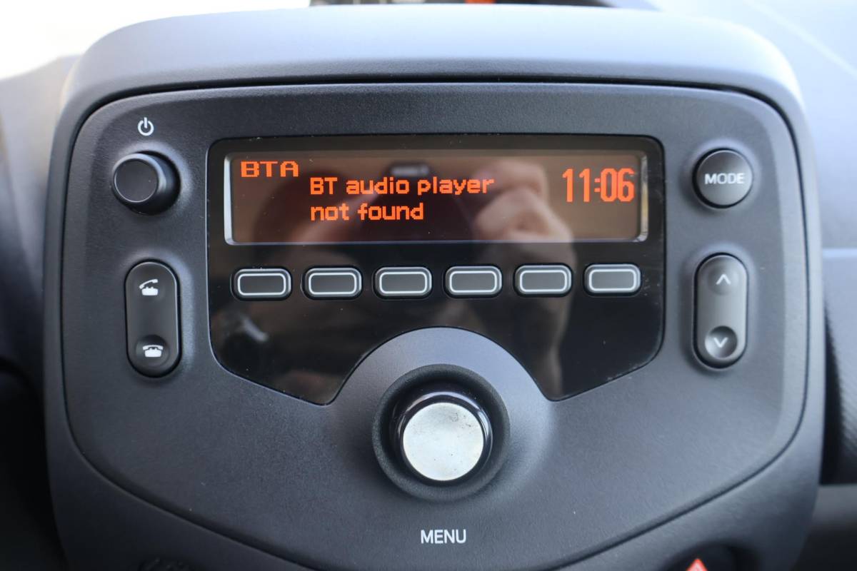 Toyota Aygo Toyota Aygo 1.0 VVT-i x-fun 1e Eigenaar | Dealer Onderh | BTW | NAP | Airco | Bluetooth | Elek Ramen | LED | Start/Stop | Hill-Hold