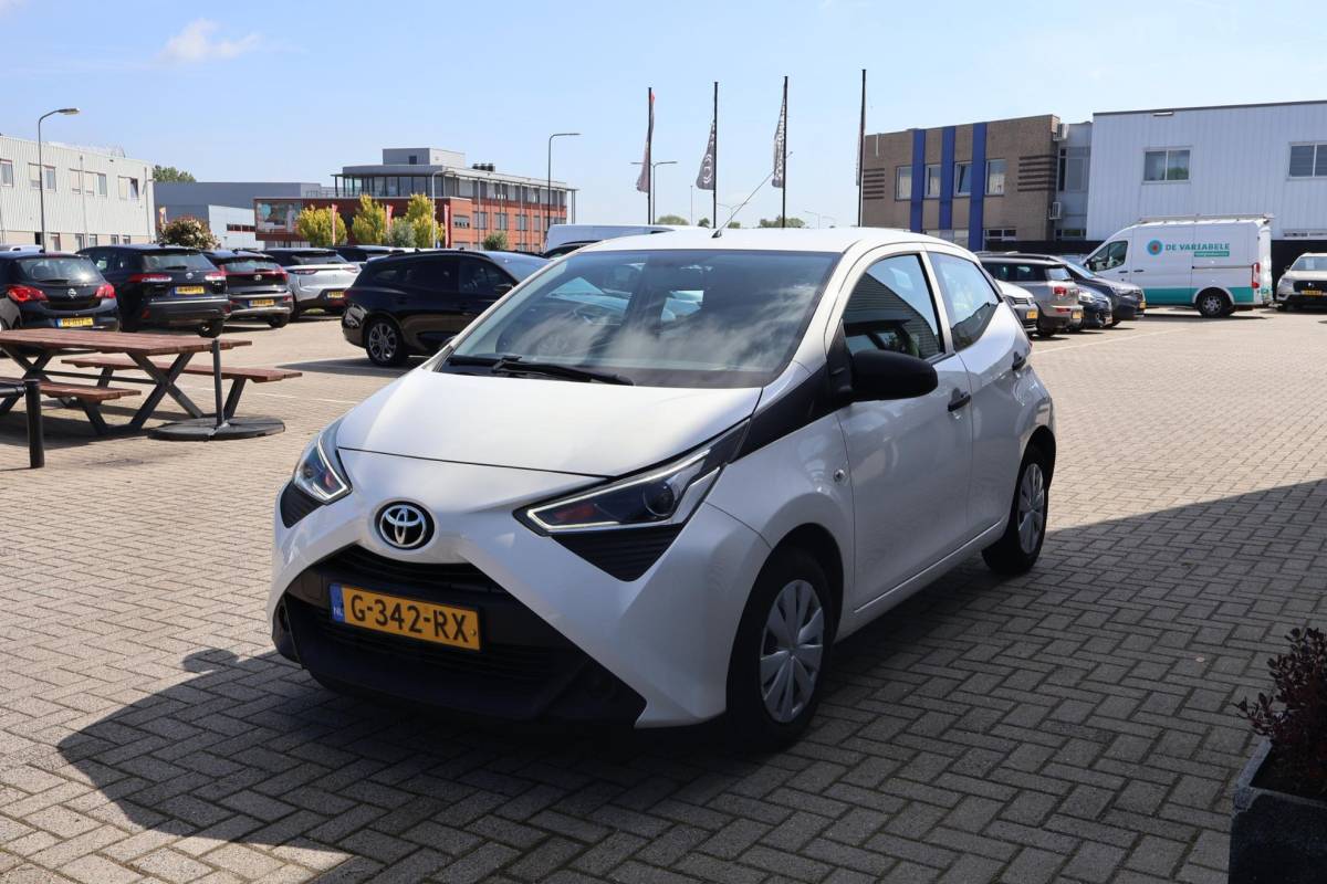 Toyota Aygo Toyota Aygo 1.0 VVT-i x-fun 1e Eigenaar | Dealer Onderh | BTW | NAP | Airco | Bluetooth | Elek Ramen | LED | Start/Stop | Hill-Hold
