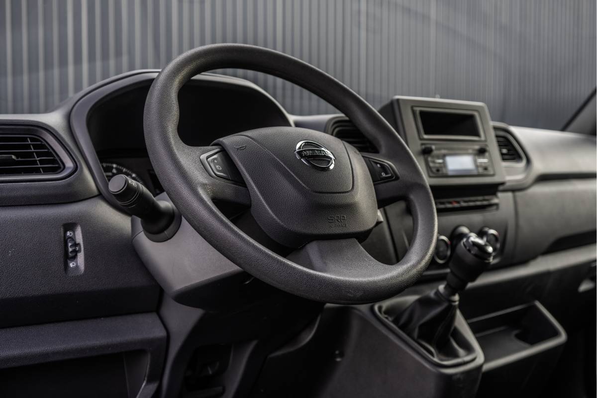 Nissan Interstar Nissan Interstar **2.3 dCi Bakwagen met deuren | 164 PK | Euro 6 | Cruise | Airco | MF Stuur**