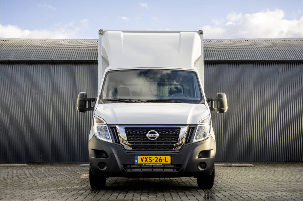 Nissan Interstar Nissan Interstar **2.3 dCi Bakwagen met deuren | 164 PK | Euro 6 | Cruise | Airco | MF Stuur**