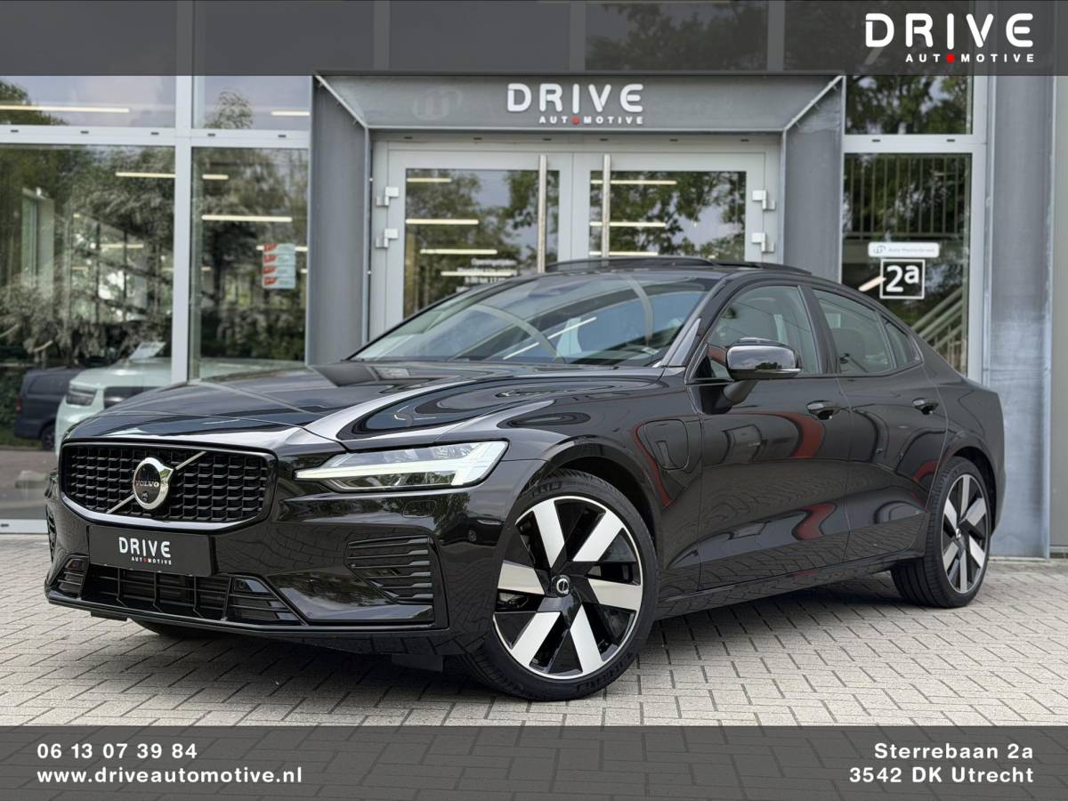 Volvo S60 Volvo S60 2.0 Recharge T8 AWD 455PK Plus Bright |Schuif/kantel dak|H/K|360Cam|AutoPilot