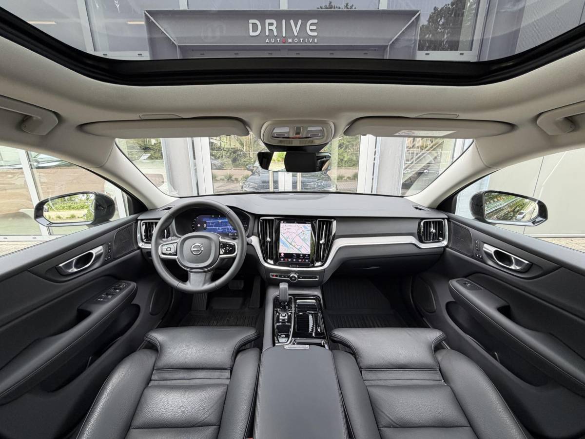 Volvo S60 Volvo S60 2.0 Recharge T8 AWD 455PK Plus Bright |Schuif/kantel dak|H/K|360Cam|AutoPilot