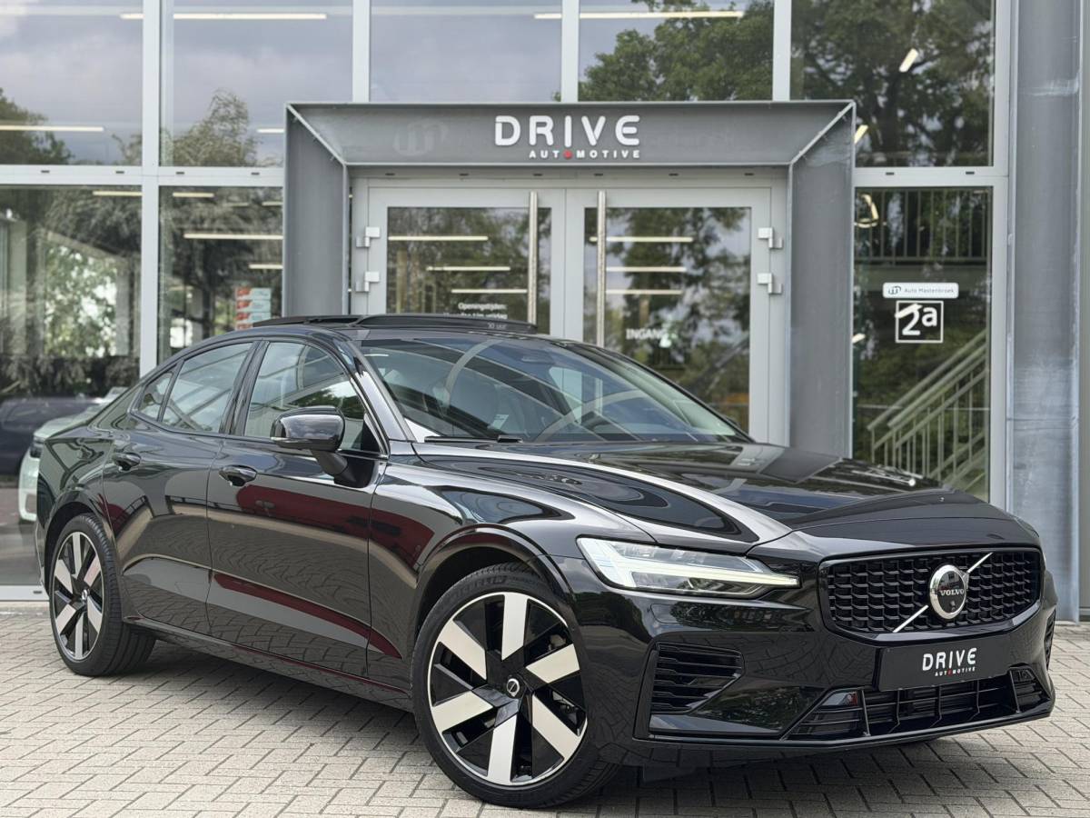 Volvo S60 Volvo S60 2.0 Recharge T8 AWD 455PK Plus Bright |Schuif/kantel dak|H/K|360Cam|AutoPilot