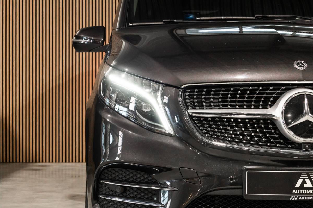 Mercedes-Benz V-Klasse Mercedes-Benz V-Klasse 300d DC  | AMG | 4-Matic | 360 Camera | Stoelventilatie | CarPlay | Navigatie | Lederen bekleding | Elek schuifdeuren | LED koplampen | Elek achterklep | DAB | V300 | V300d | Nieuwe APK | Dealer onderhouden