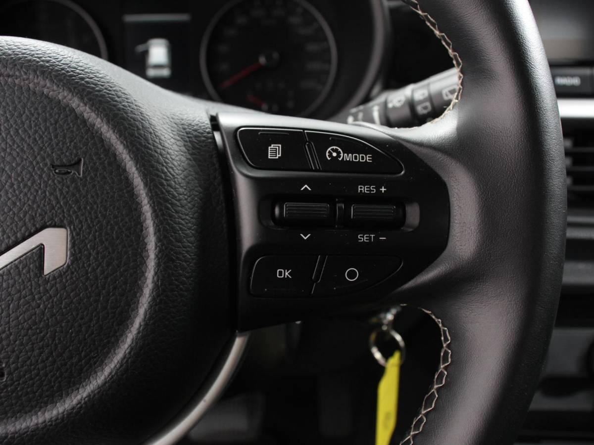 Kia Picanto Kia Picanto 1.0 DPi Automaat DynamicLine Navigatie Apple Carplay Android Auto Camera Airco DAB Lichtmetalen velgen Bluetooth