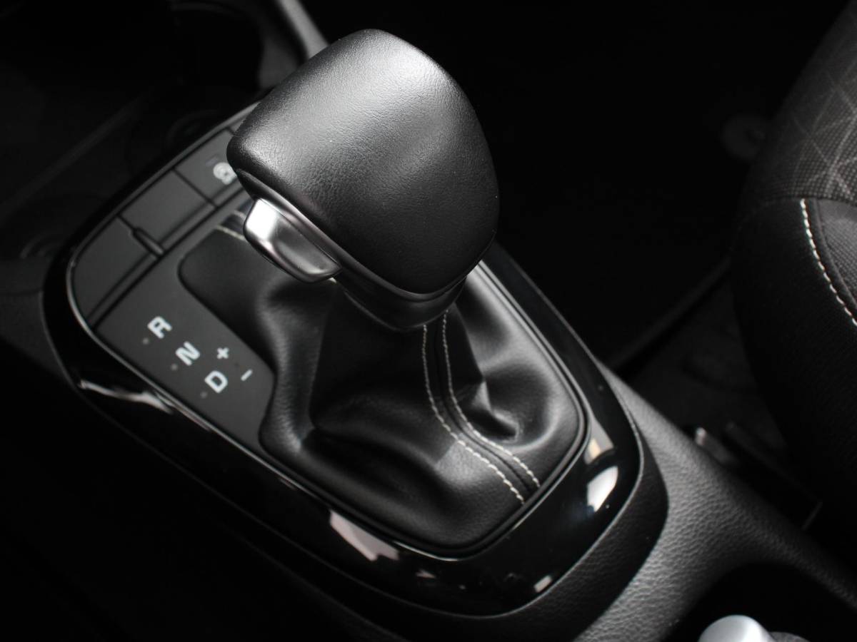 Kia Picanto Kia Picanto 1.0 DPi Automaat DynamicLine Navigatie Apple Carplay Android Auto Camera Airco DAB Lichtmetalen velgen Bluetooth