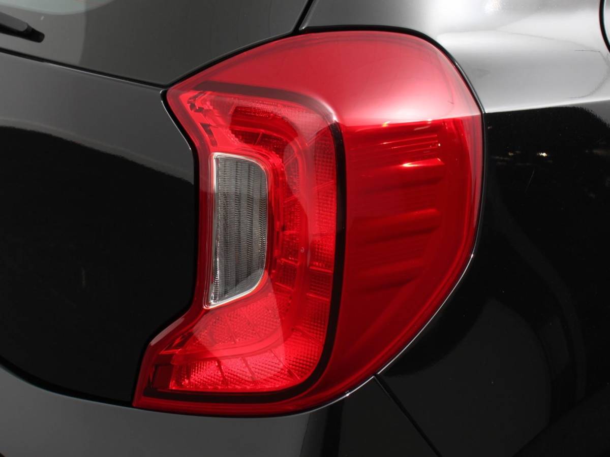 Kia Picanto Kia Picanto 1.0 DPi Automaat DynamicLine Navigatie Apple Carplay Android Auto Camera Airco DAB Lichtmetalen velgen Bluetooth