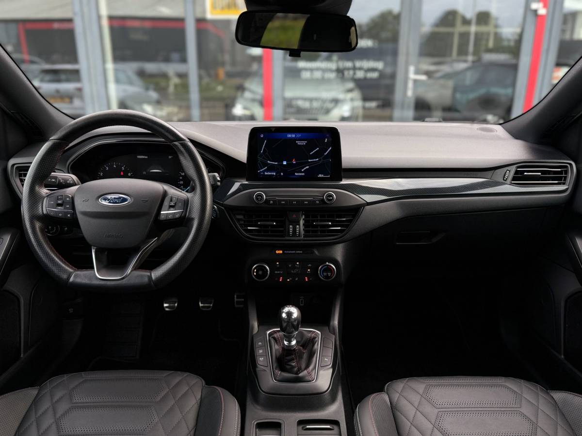 Ford Focus Ford Focus Wagon 1.0 EcoBoost ST Line Business | Leder | LED