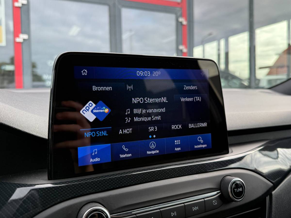 Ford Focus Ford Focus Wagon 1.0 EcoBoost ST Line Business | Leder | LED