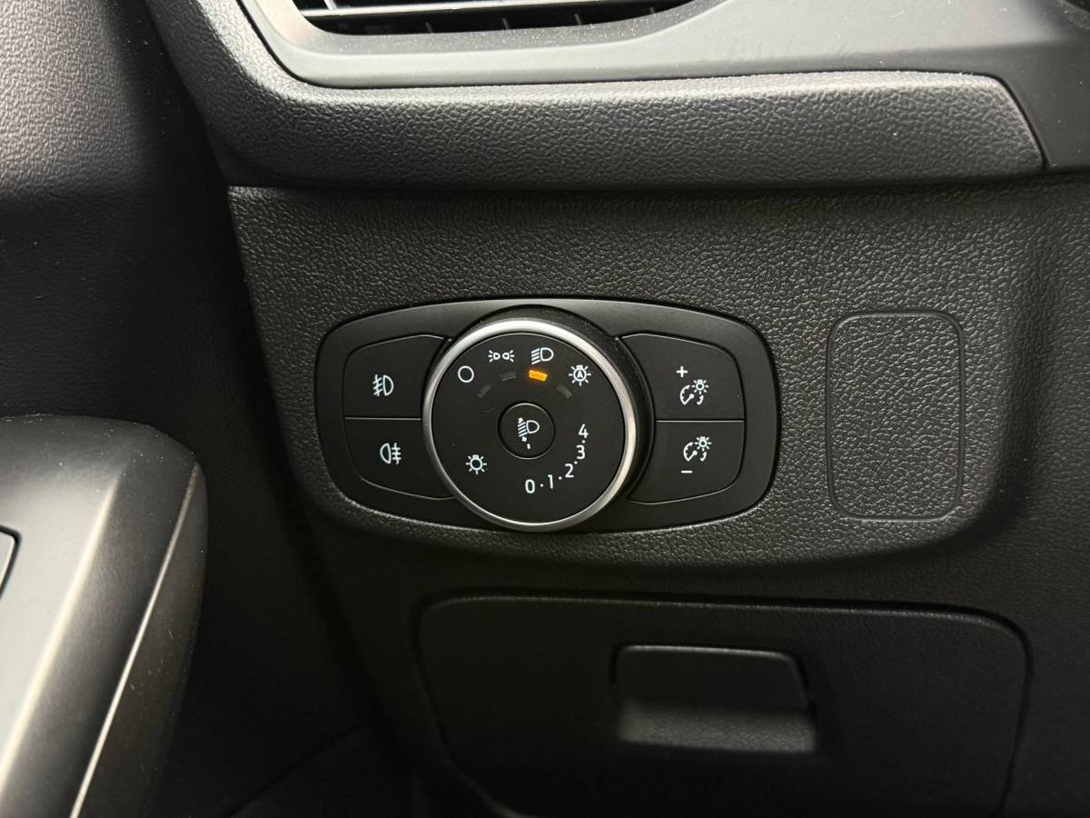 Ford Focus Ford Focus Wagon 1.0 EcoBoost ST Line Business | Leder | LED