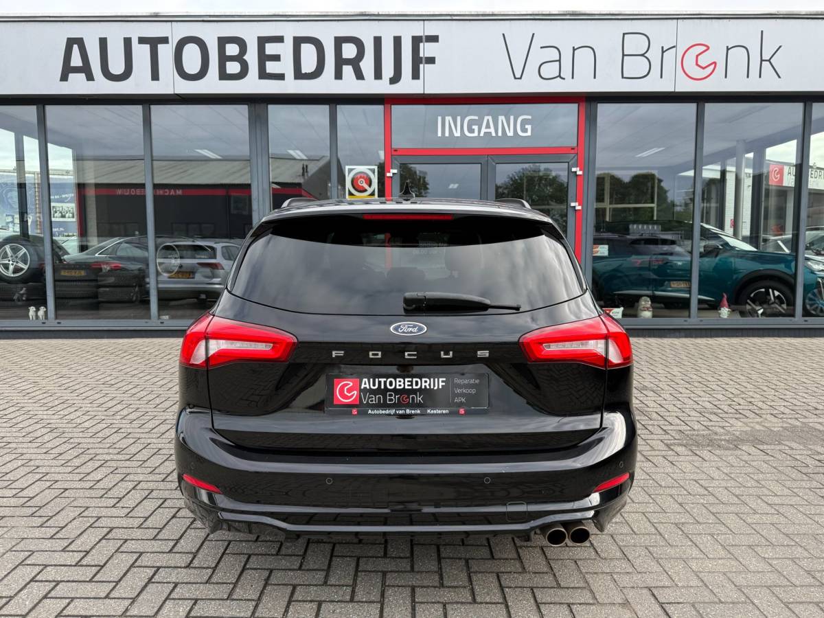 Ford Focus Ford Focus Wagon 1.0 EcoBoost ST Line Business | Leder | LED