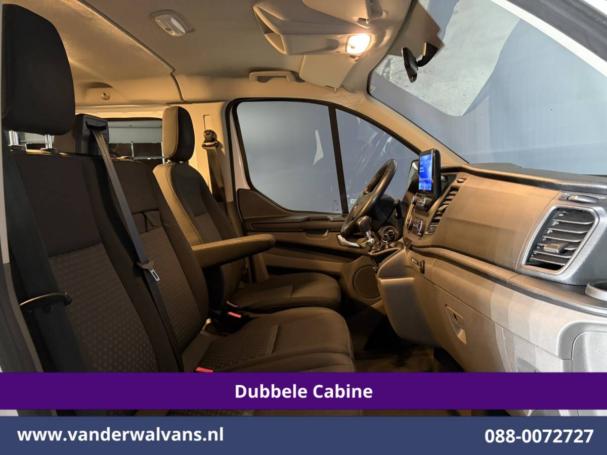 Ford Transit Custom Ford Transit Custom 2.0 TDCI 130pk L2H1 Dubbele Cabine Euro6 Airco | 6-Zits | Camera | Apple Carplay | Cruisecontrol Android Auto, Stoelverwarming, Parkeersensoren, Achterklep