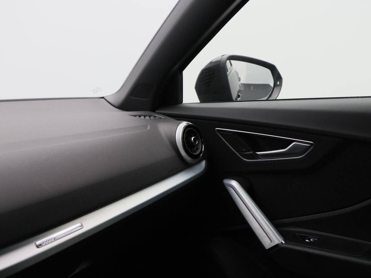 Audi Q2 Audi Q2 35 TFSi 150 Pk S-Line Automaat | Full LED | Navigatie | Zwart Optiek | 17 Inch | Sportstoelen | Camera | 22.501 Km!!