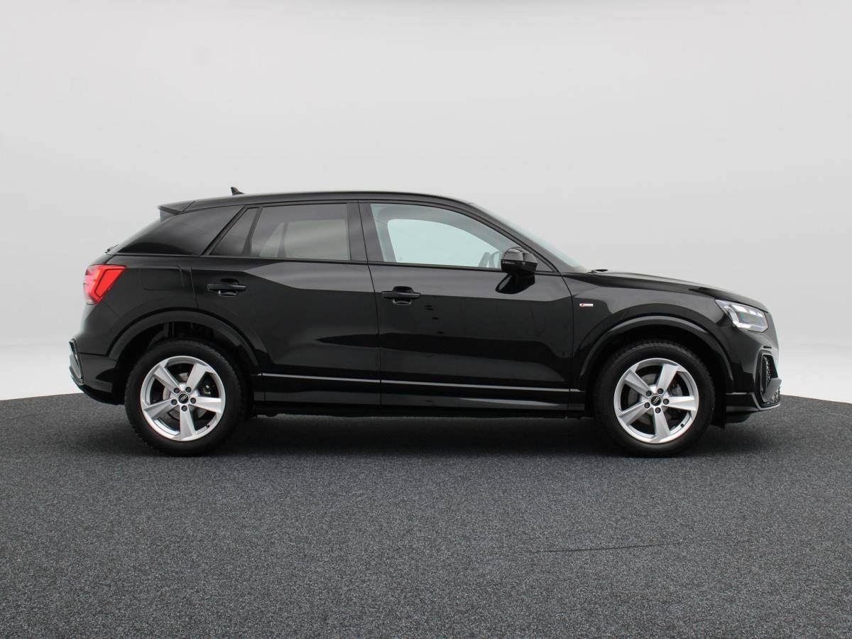 Audi Q2 Audi Q2 35 TFSi 150 Pk S-Line Automaat | Full LED | Navigatie | Zwart Optiek | 17 Inch | Sportstoelen | Camera | 22.501 Km!!