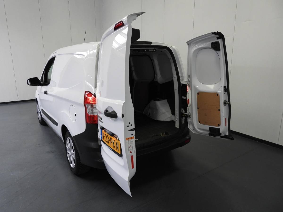 Ford Transit Courier Ford Transit Courier 1.0 EcoBoost Ambiente BLUETOOTH/SCHUIFDEUR!
