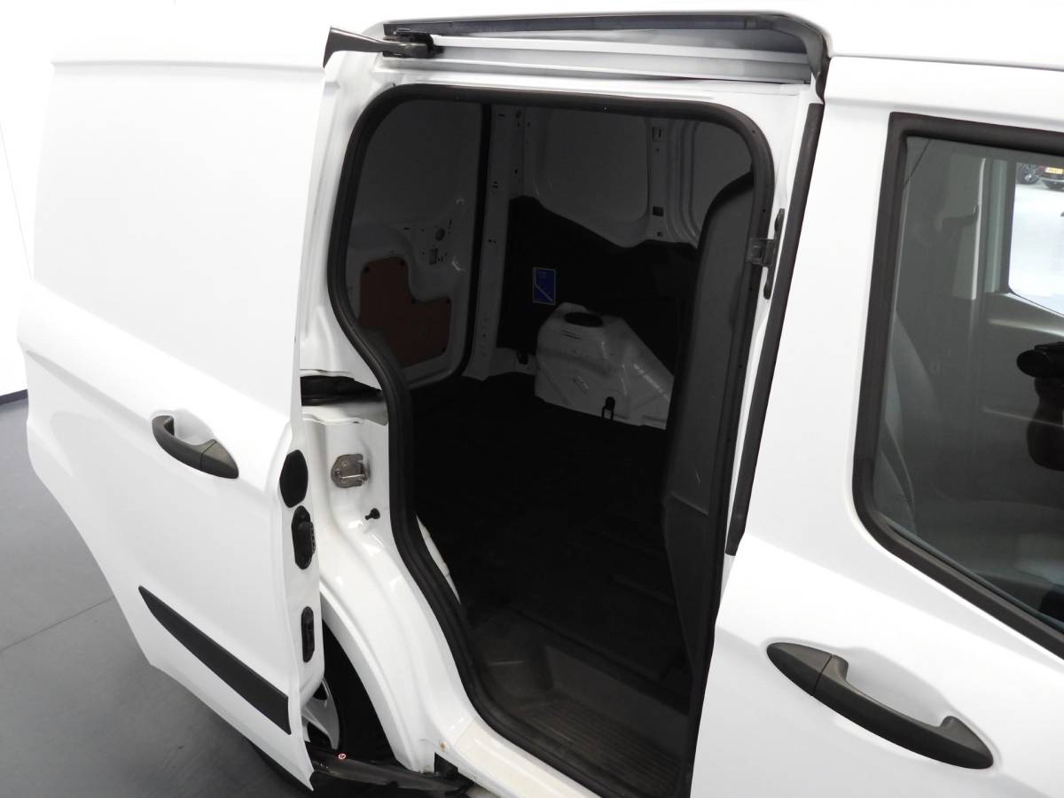 Ford Transit Courier Ford Transit Courier 1.0 EcoBoost Ambiente BLUETOOTH/SCHUIFDEUR!