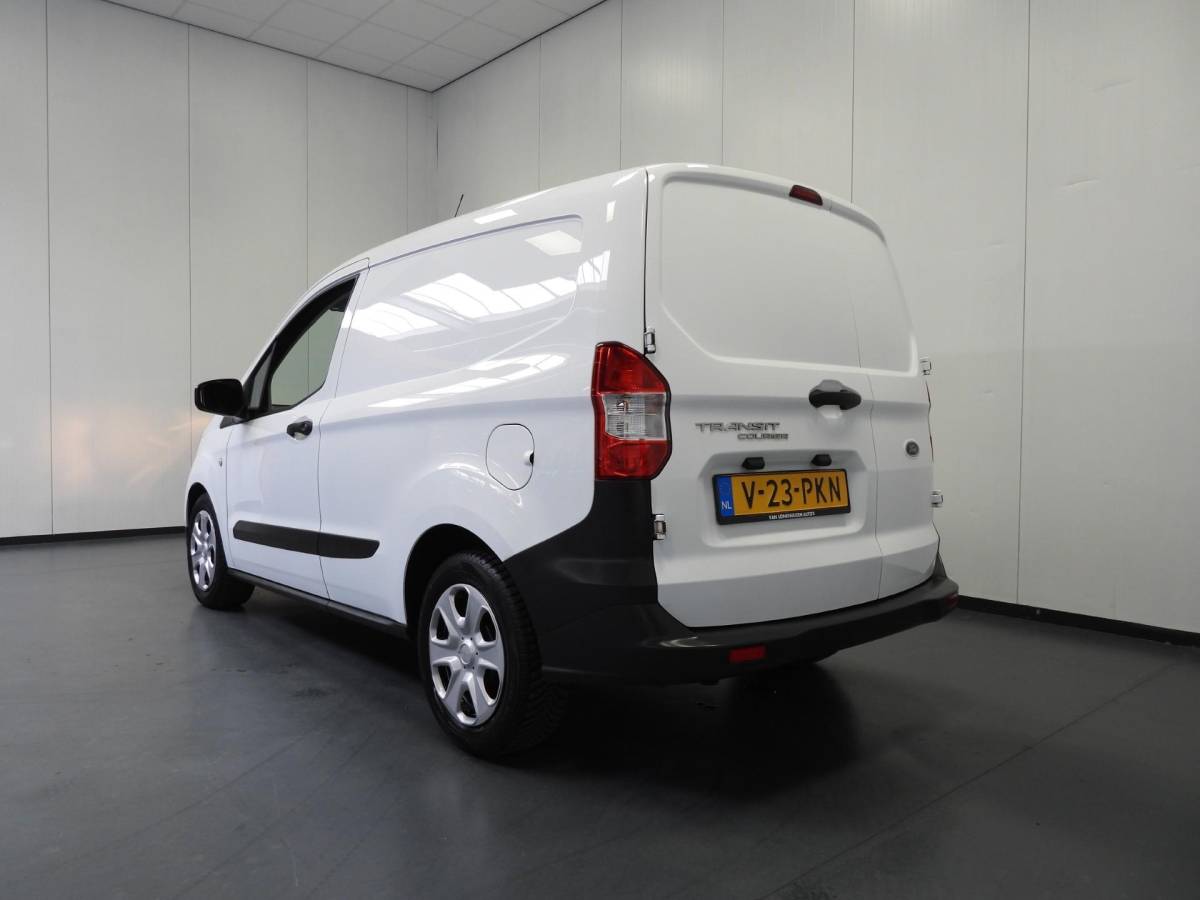 Ford Transit Courier Ford Transit Courier 1.0 EcoBoost Ambiente BLUETOOTH/SCHUIFDEUR!