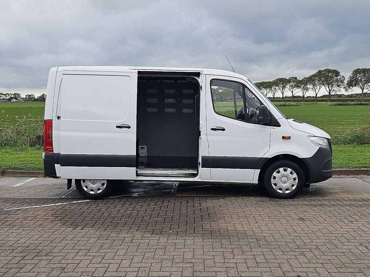 Mercedes-Benz Sprinter MERCEDES-BENZ SPRINTER 311 l1h1 mbux euro6 ac!