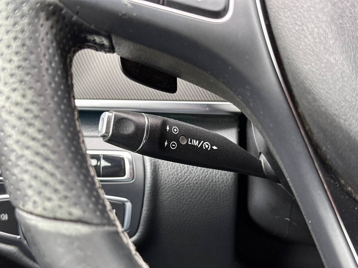 Mercedes-Benz V-Klasse Mercedes-Benz V-klasse 250 BlueTEC Lang DC Avantgarde Edition | Luchtvering | 5 Persoons | LED | Elektrische Schuifdeuren | Sfeerverlichting | Trekhaak | Airconditioning |