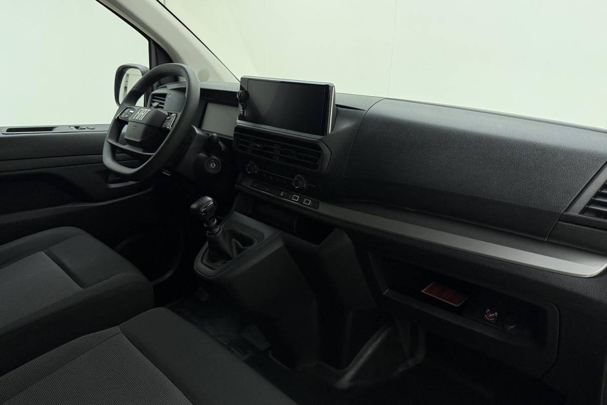 Fiat Scudo Fiat Scudo 2.0 Diesel 145 pk L3 | Navigatie | Betimmering | Camera | 2500 KG trekgewicht | BPM vrij | weinig km |
