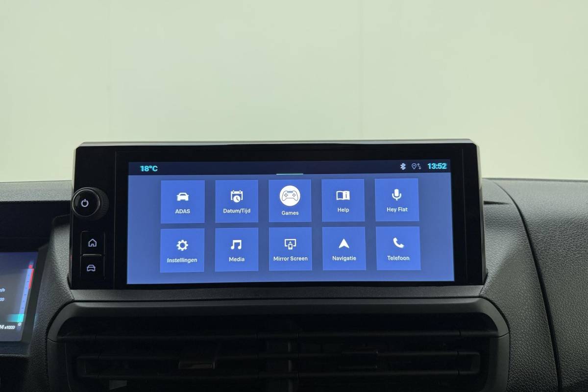 Fiat Scudo Fiat Scudo 2.0 Diesel 145 pk L3 | Navigatie | Betimmering | Camera | 2500 KG trekgewicht | BPM vrij | weinig km |