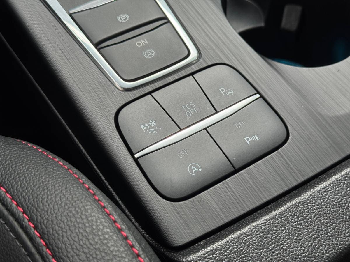 Ford Focus Ford FOCUS 1.0 EcoBoost ST Line Business |Led|Carplay|Clima|Stoelverwarming|Voorruit verwarming|