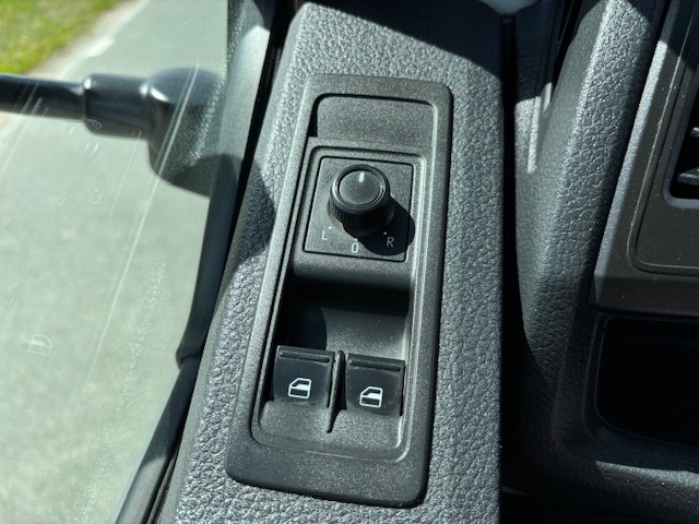 Volkswagen Transporter Volkswagen Transporter 2.0D 110KW airco cruise financiering v/a 350 p/m