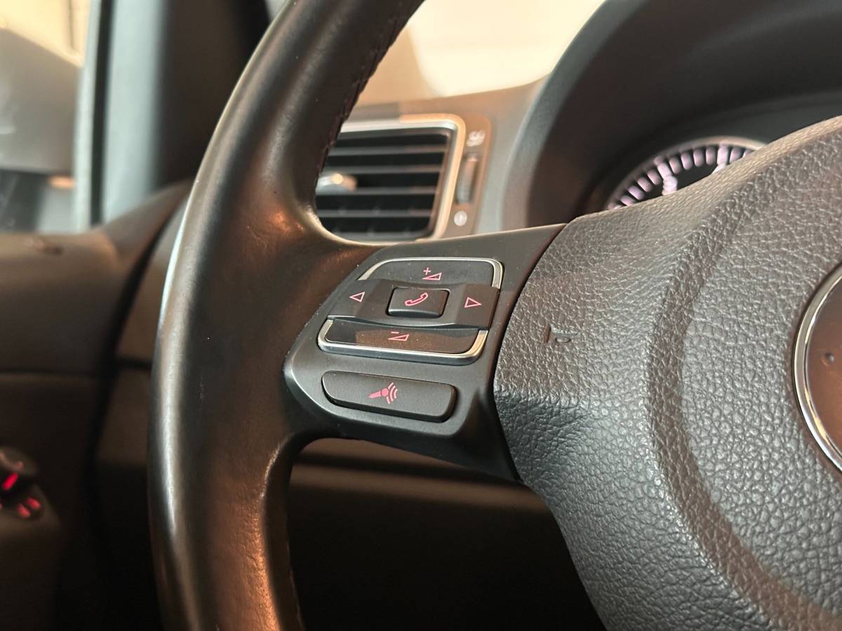 Volkswagen Polo Volkswagen Polo 1.2 TSI 16v AUTOMAAT 5-DRS CROSS|AIRCO|STOELVERWARMING|NAVIGATIE|CRUISECONTROL|LM-VELG|ALCANTARA|nwe APK+OH-BEURT