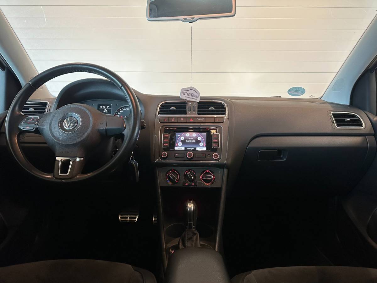 Volkswagen Polo Volkswagen Polo 1.2 TSI 16v AUTOMAAT 5-DRS CROSS|AIRCO|STOELVERWARMING|NAVIGATIE|CRUISECONTROL|LM-VELG|ALCANTARA|nwe APK+OH-BEURT