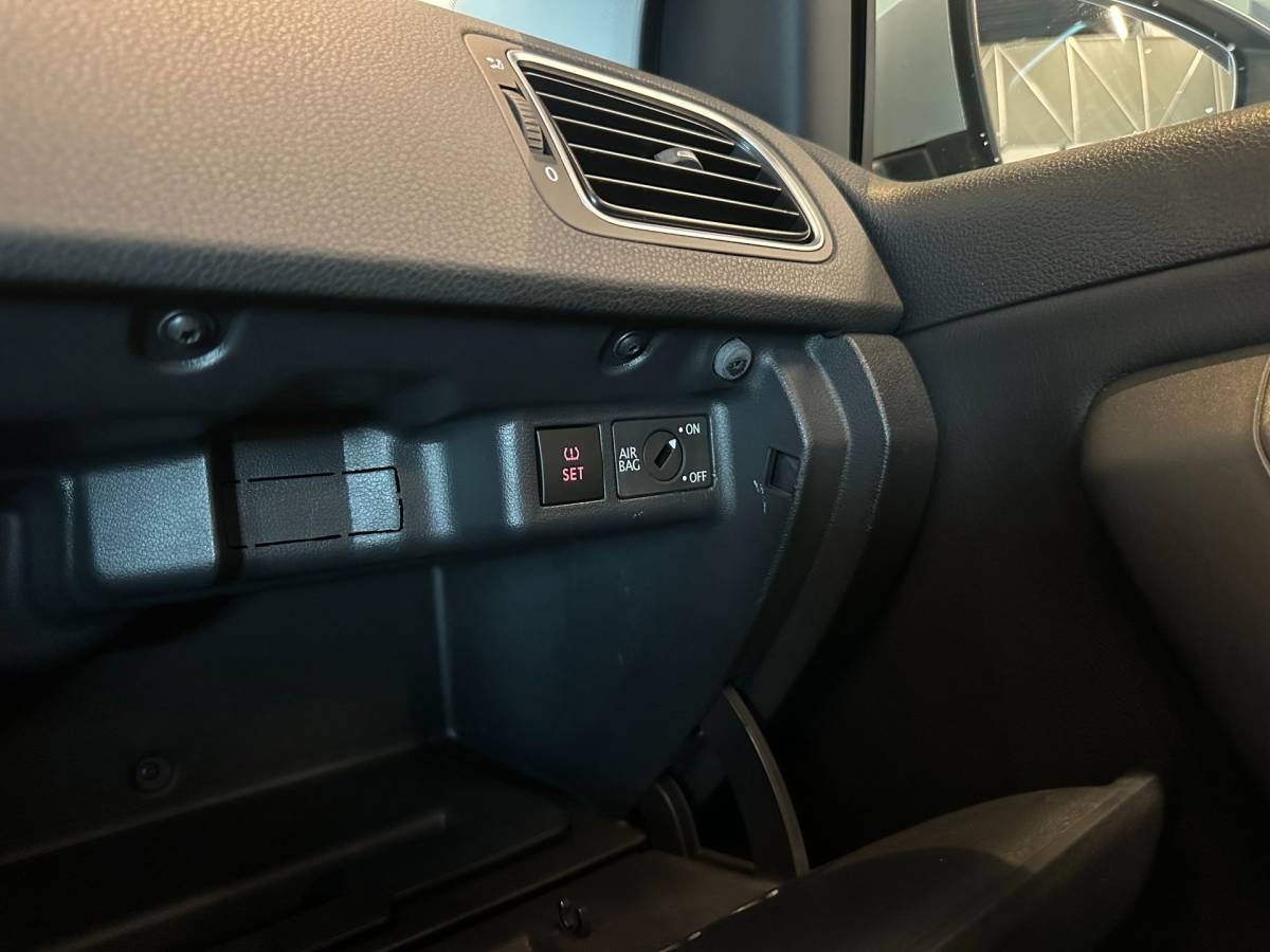 Volkswagen Polo Volkswagen Polo 1.2 TSI 16v AUTOMAAT 5-DRS CROSS|AIRCO|STOELVERWARMING|NAVIGATIE|CRUISECONTROL|LM-VELG|ALCANTARA|nwe APK+OH-BEURT