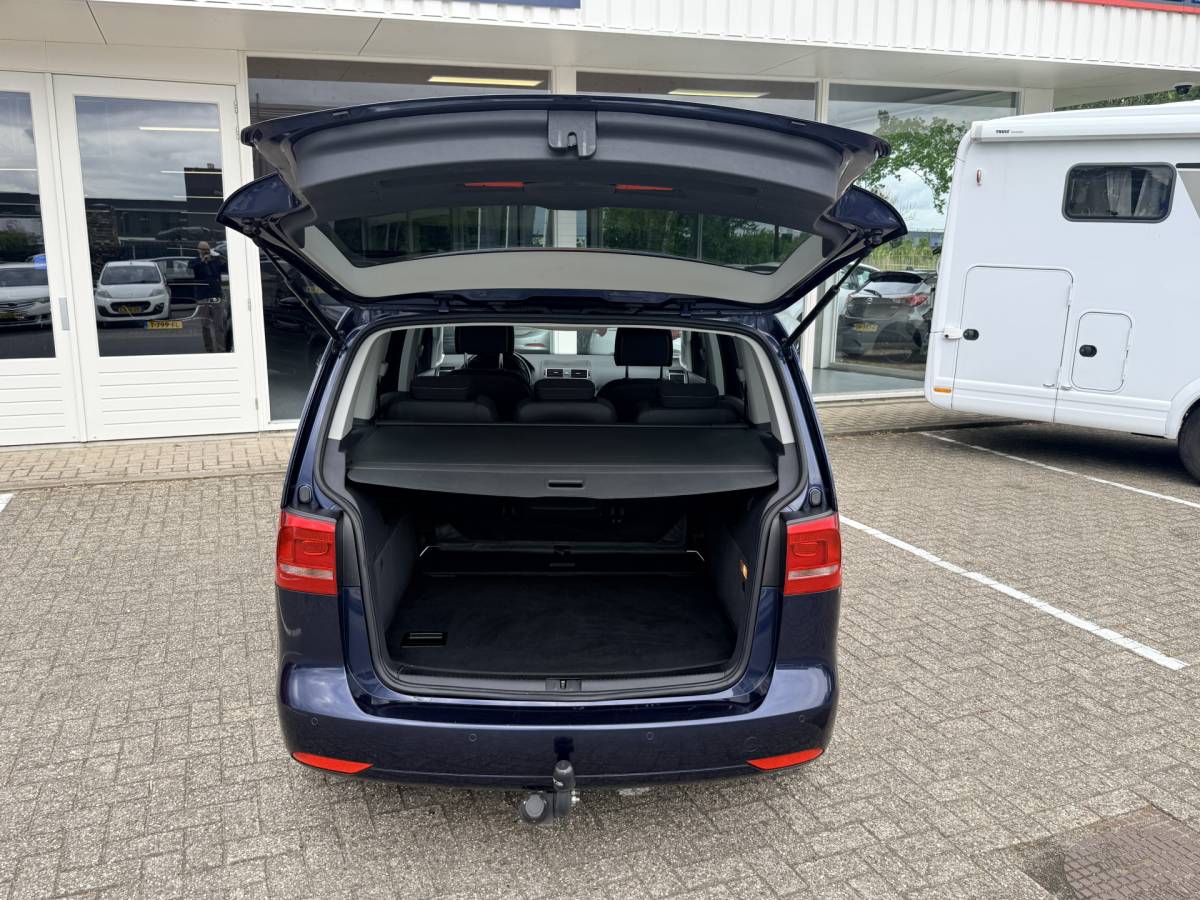 Volkswagen Touran Volkswagen Touran 1.4 TSI Cup | Trekhaak  Navi | Cruise | Bluetooth | Stoelverwarming | PDC v+a incl. Camera