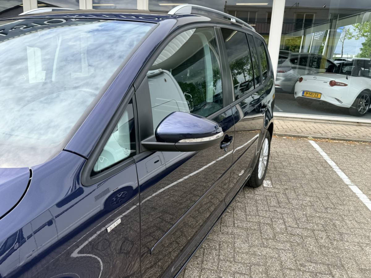 Volkswagen Touran Volkswagen Touran 1.4 TSI Cup | Trekhaak  Navi | Cruise | Bluetooth | Stoelverwarming | PDC v+a incl. Camera