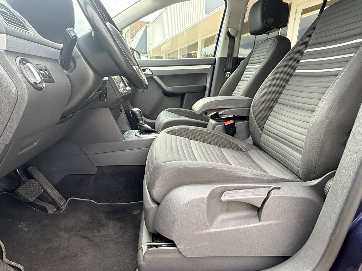 Volkswagen Touran Volkswagen Touran 1.4 TSI Cup | Trekhaak  Navi | Cruise | Bluetooth | Stoelverwarming | PDC v+a incl. Camera