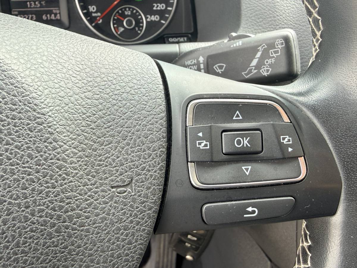 Volkswagen Touran Volkswagen Touran 1.4 TSI Cup | Trekhaak  Navi | Cruise | Bluetooth | Stoelverwarming | PDC v+a incl. Camera