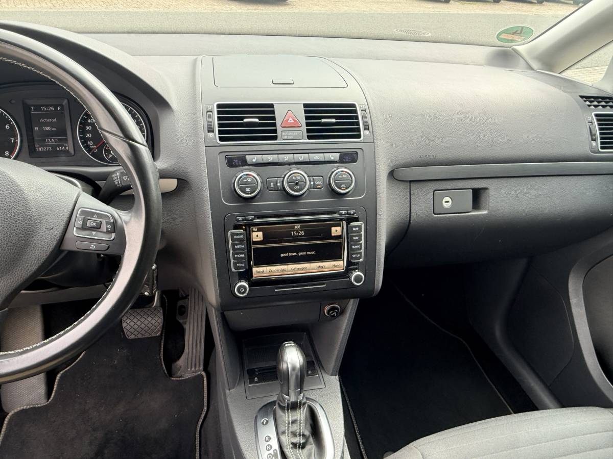 Volkswagen Touran Volkswagen Touran 1.4 TSI Cup | Trekhaak  Navi | Cruise | Bluetooth | Stoelverwarming | PDC v+a incl. Camera