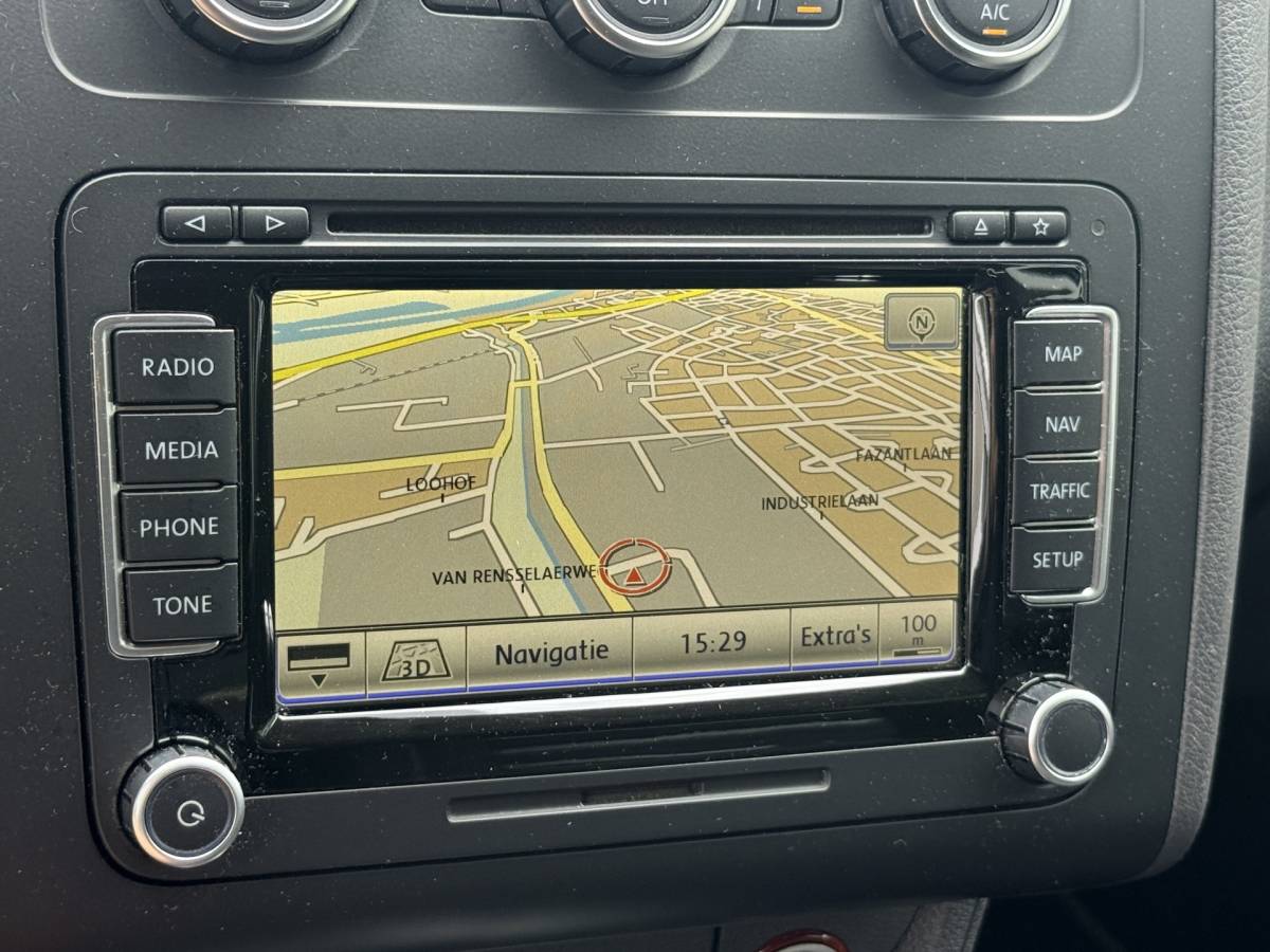 Volkswagen Touran Volkswagen Touran 1.4 TSI Cup | Trekhaak  Navi | Cruise | Bluetooth | Stoelverwarming | PDC v+a incl. Camera
