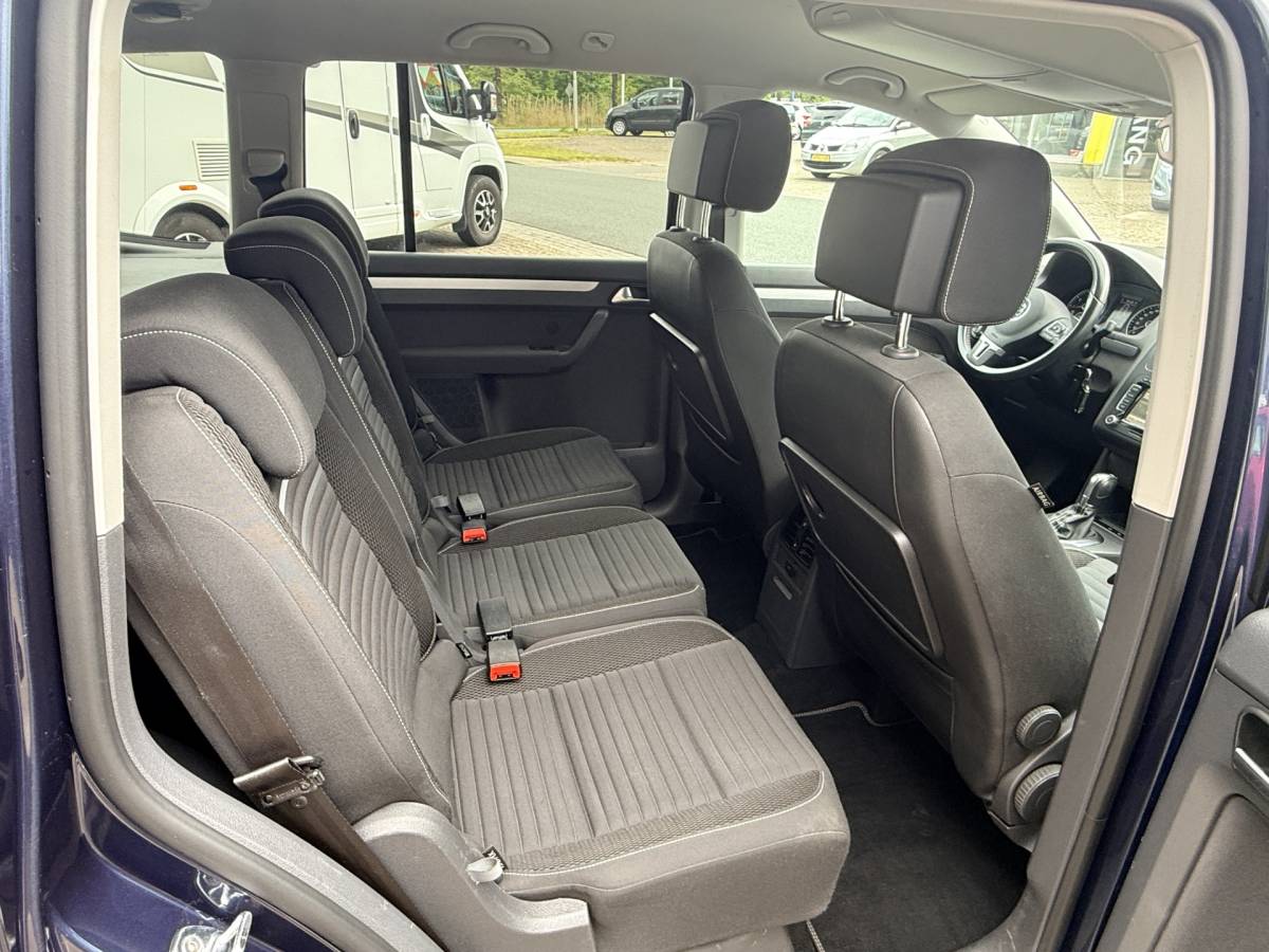 Volkswagen Touran Volkswagen Touran 1.4 TSI Cup | Trekhaak  Navi | Cruise | Bluetooth | Stoelverwarming | PDC v+a incl. Camera