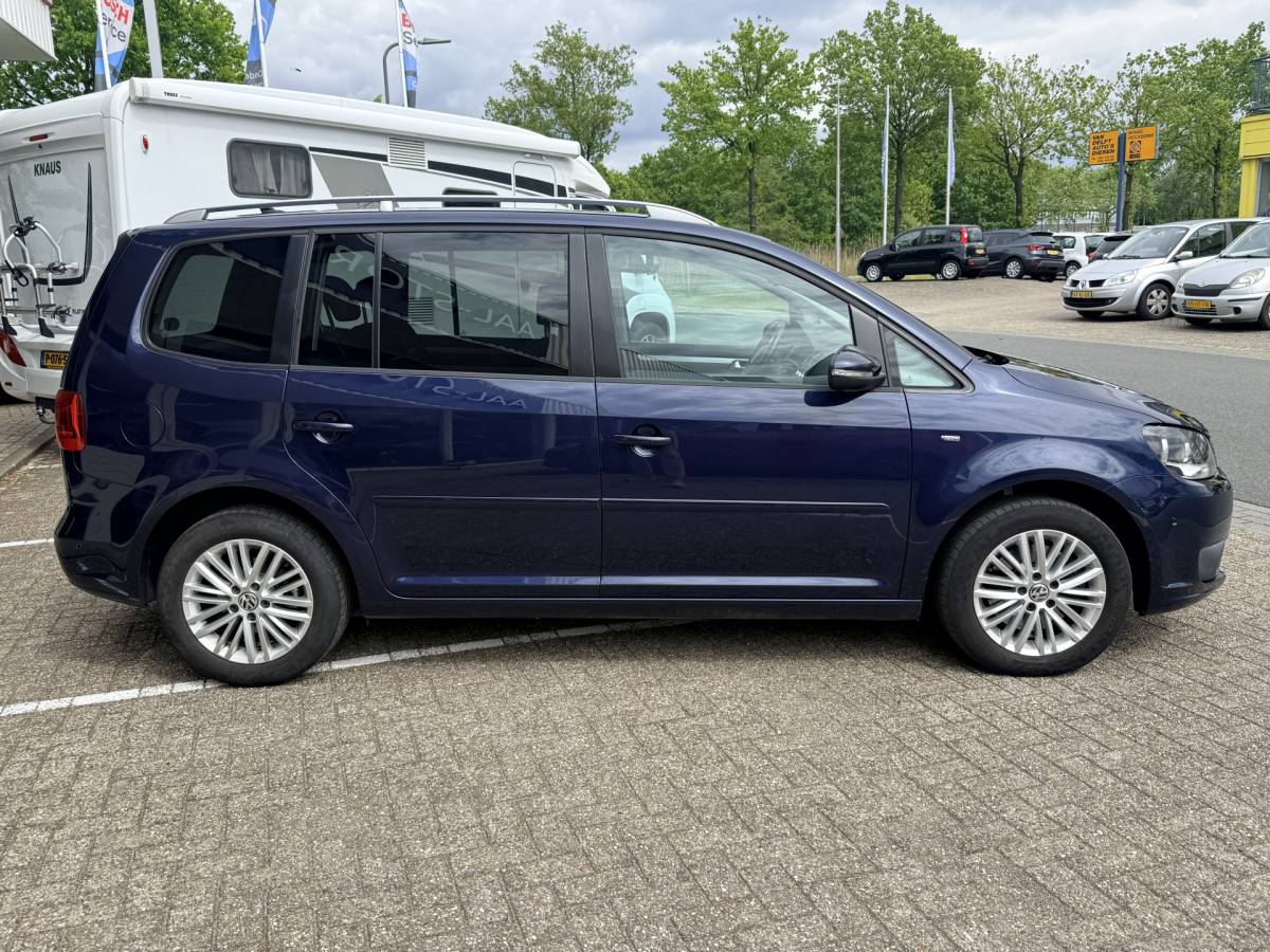 Volkswagen Touran Volkswagen Touran 1.4 TSI Cup | Trekhaak  Navi | Cruise | Bluetooth | Stoelverwarming | PDC v+a incl. Camera