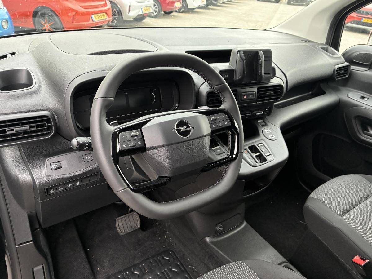 Opel Combo-e Opel Combo Electric 100Kw L1 50kWh Airconditioning | Stuur & Stoelverwarming | Elektrisch Pakket | Laadruimte Betimmering