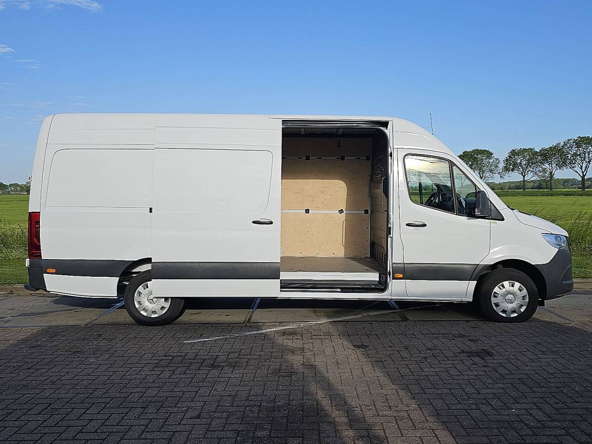 Mercedes-Benz Sprinter MERCEDES-BENZ SPRINTER 319 l3h2 maxi automaat