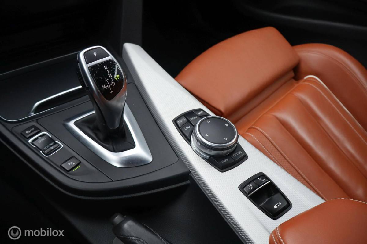 BMW 4 Serie BMW 440i Cabrio M-Sport 440pk | M Power&Sound | air collar