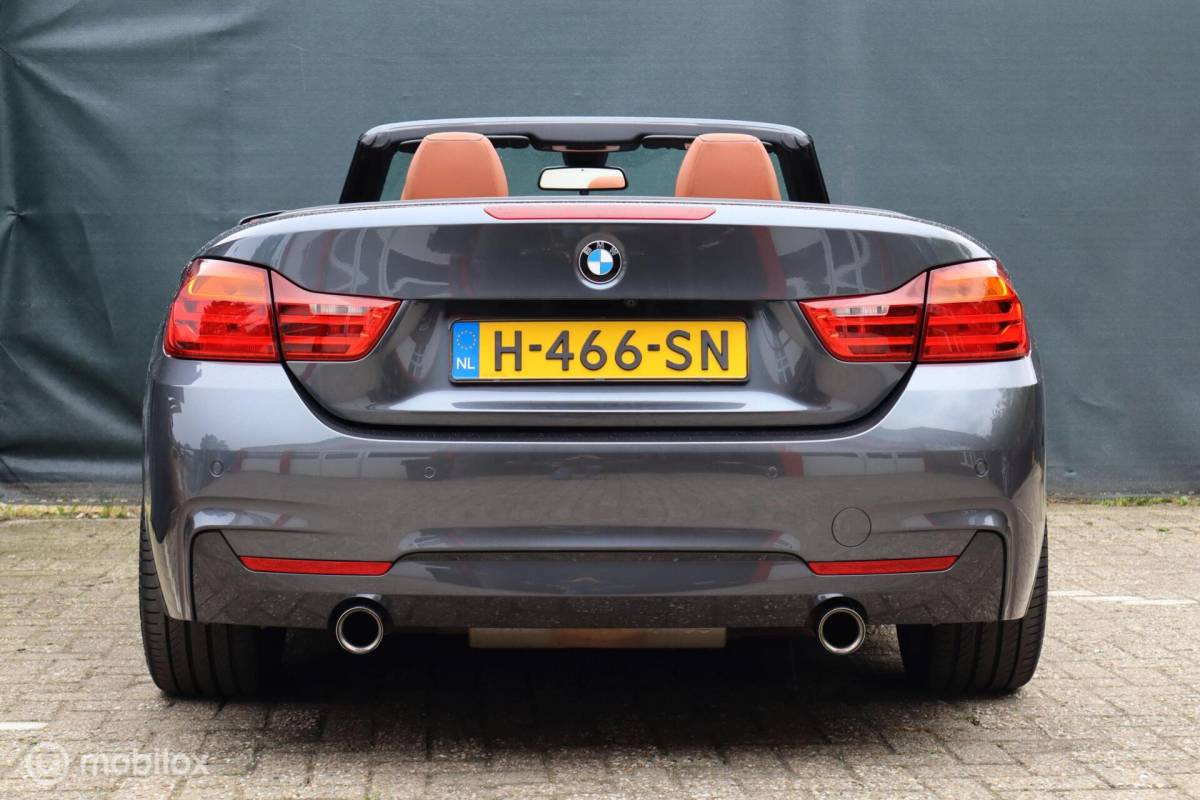 BMW 4 Serie BMW 440i Cabrio M-Sport 440pk | M Power&Sound | air collar