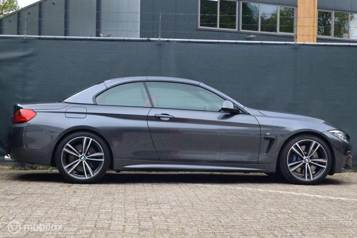 BMW 4 Serie BMW 440i Cabrio M-Sport 440pk | M Power&Sound | air collar