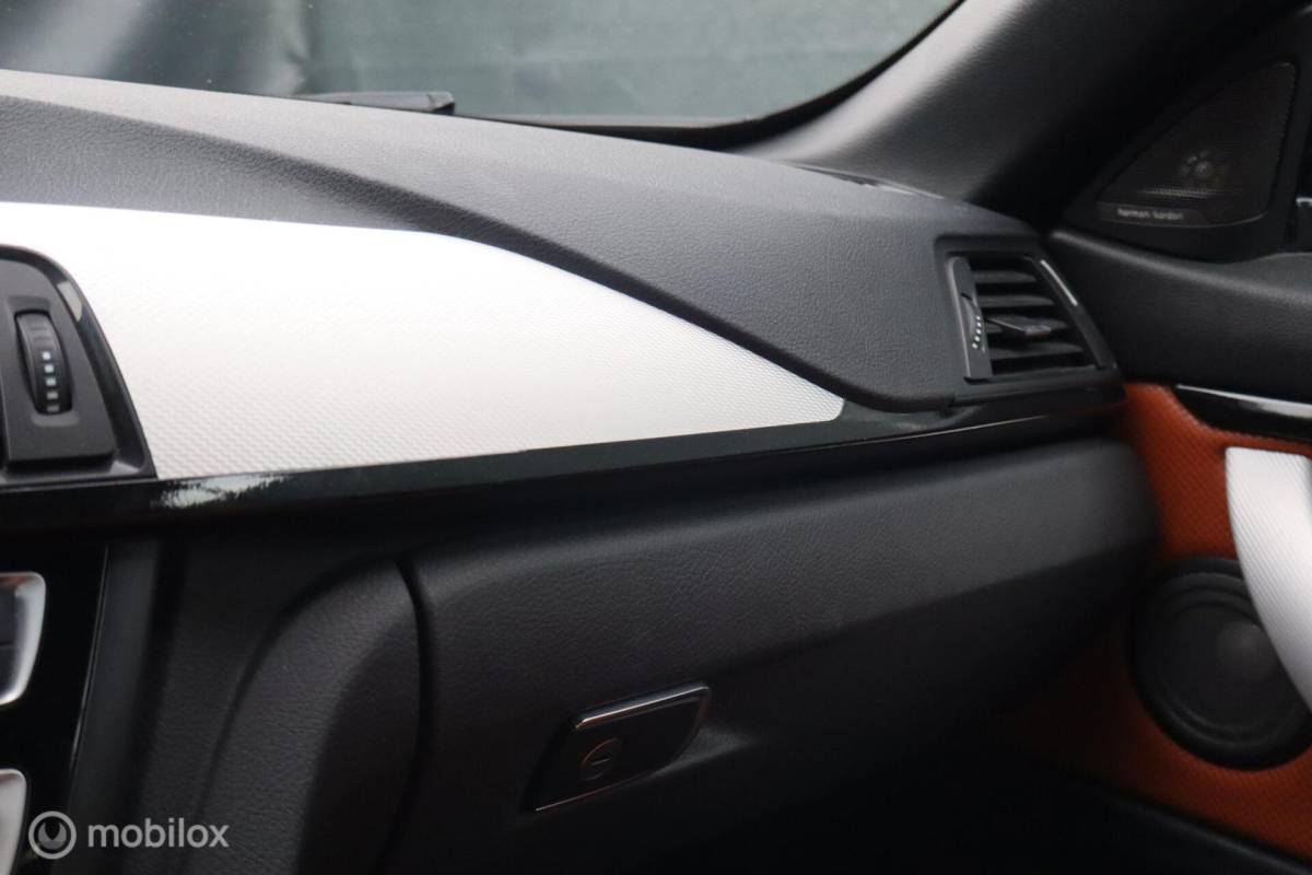 BMW 4 Serie BMW 440i Cabrio M-Sport 440pk | M Power&Sound | air collar